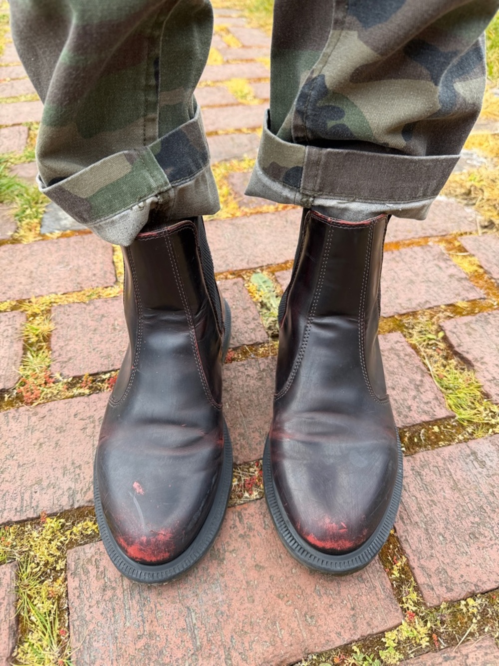 Dr Martens Flora Chelsea Boots in Dark Brown with burgundy accents // 38 US 7 - Picture 2 of 5